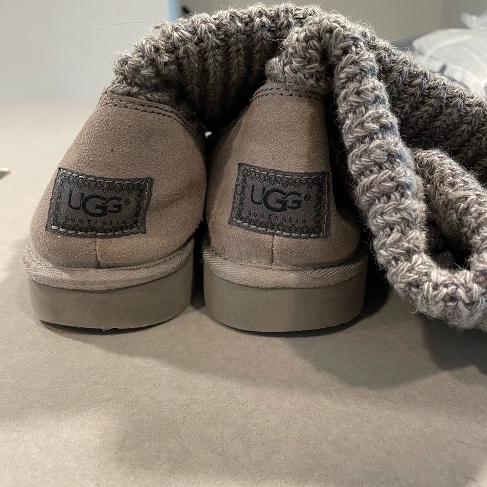 UGG Grey Knit Boots size 10, worn twice